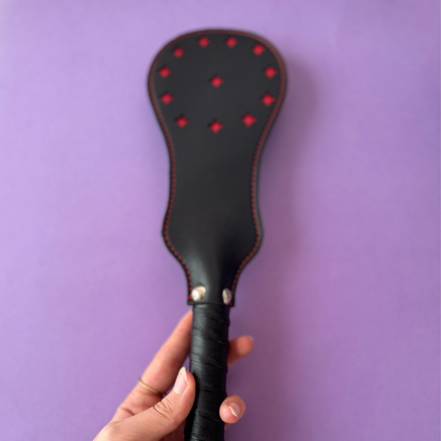 Pala BDSM con Estrellas | Accesorio para Spanking y Disciplina