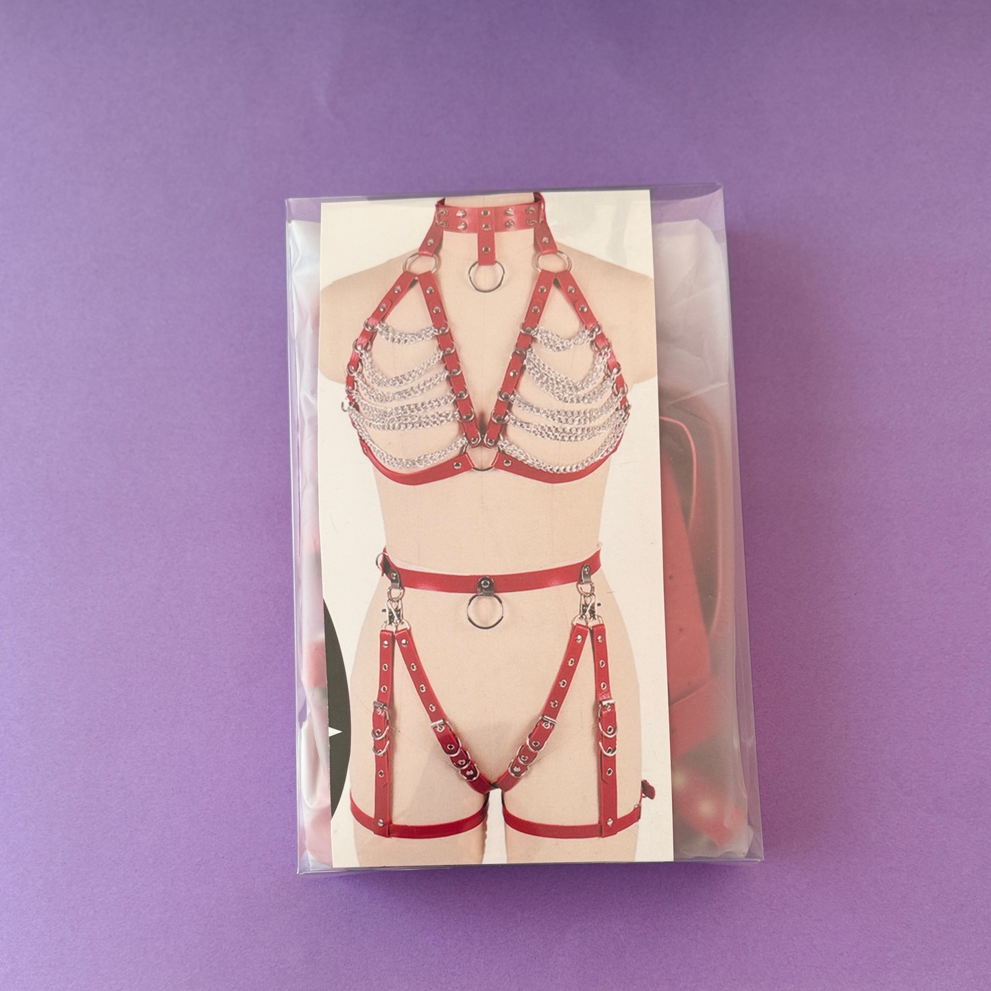 Arnés de Cuerpos Rojos con Cadenas BDSM - Ajustable y Elegante